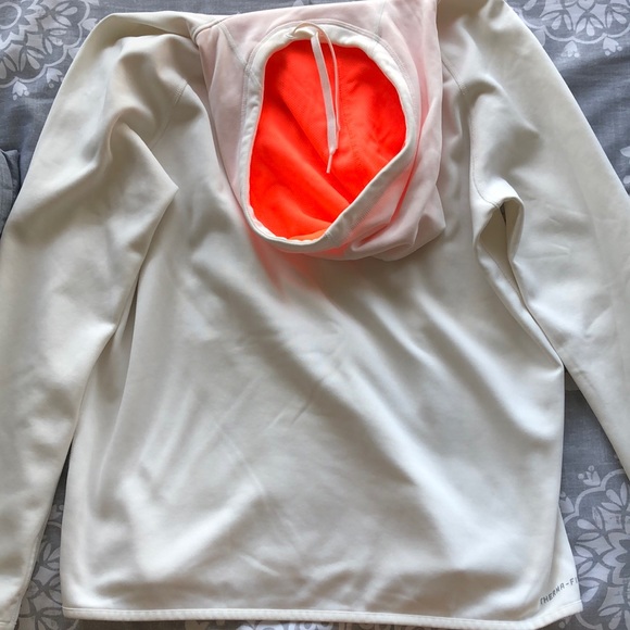 Nike Hoodie - Picture 5 of 6